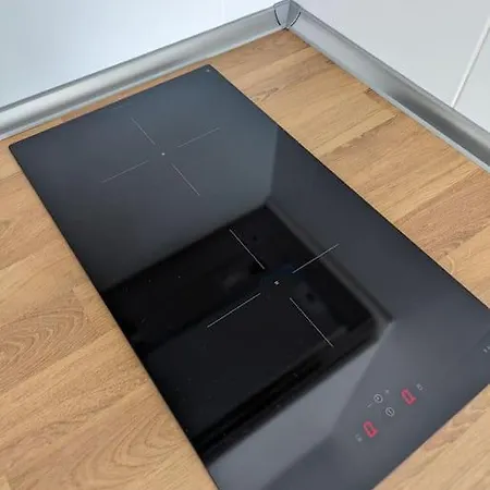 Charming Flat In Molinos With Terrace & Pools, Near Playa Bastian