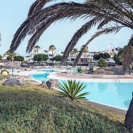 Charming Flat In Molinos With Terrace & Pools, Near Playa Bastian Apartment